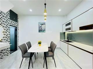 Định cư nước ngoài bán gấp nhà văn chung, phường 13, tân bình giá 2 tỷ 950