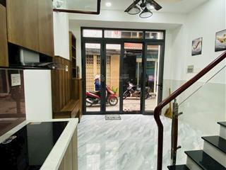 Kẹt vốn bán nhanh nhà đường vườn chuối, phường 4, quận 3 giá 2 tỷ 960