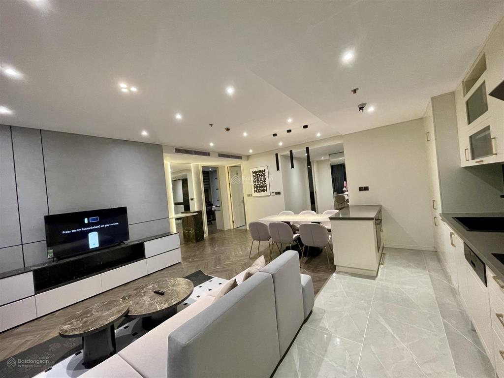 Cần bán căn hộ 3pn (106,2m) full đồ ở sunsquare, giá 8.3tỉ / 0969 838 ***