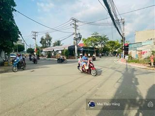 Hơn 40 triệu /m2 góc 3 mtkd đang cho thuê 20 triệu /tháng cách vành đai ii 300m 240m2 giá 9.7 tỷ