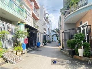 Duy nhất hơn 5tỷ có ngay nhà 2 tầng hxh quay đầu  ngay chung cư đạt gia  sổ hồng hoàn công đủ
