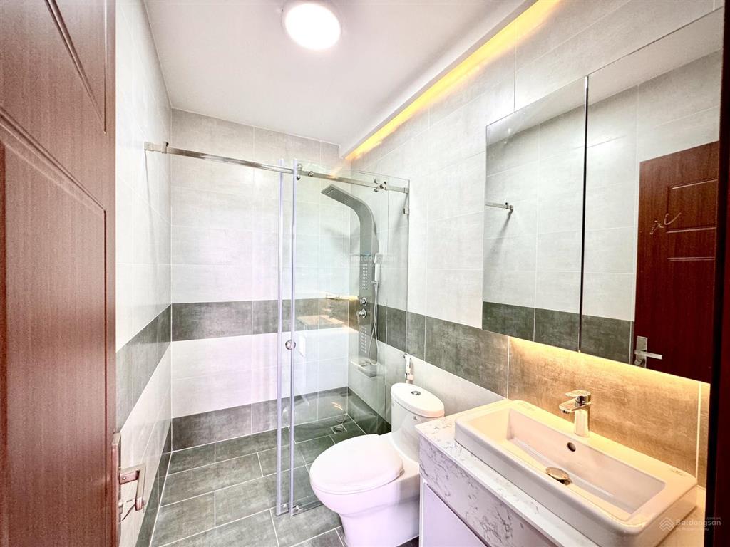 Bán nhà sổ riêng 84,2m2 hoàn công đầy đủ full nội thất kdc green riverside nhà bè