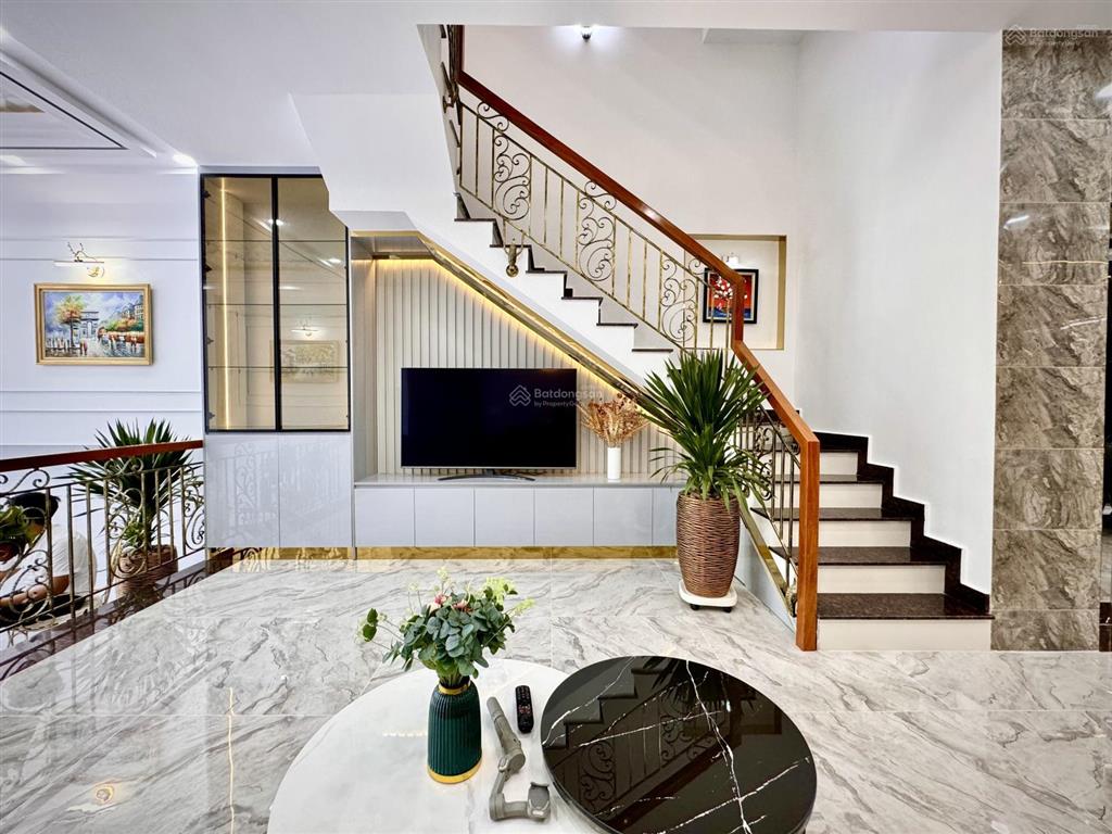 Bán nhà sổ riêng 84,2m2 hoàn công đầy đủ full nội thất kdc green riverside nhà bè