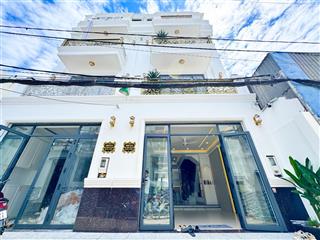 Bán căn nhà sổ riêng đẹp như biệt thự có thang máy full nội thất cao cấp, gần quận 7 chỉ 500m