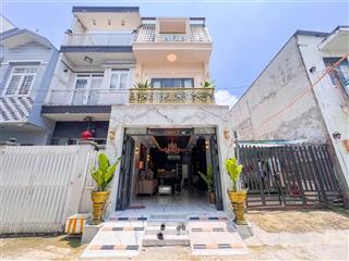 Bán nhà sổ riêng giá rẻ 72m2 xây 2 tầng sân thượng full nội thất gần phú mỹ hưng quận 7