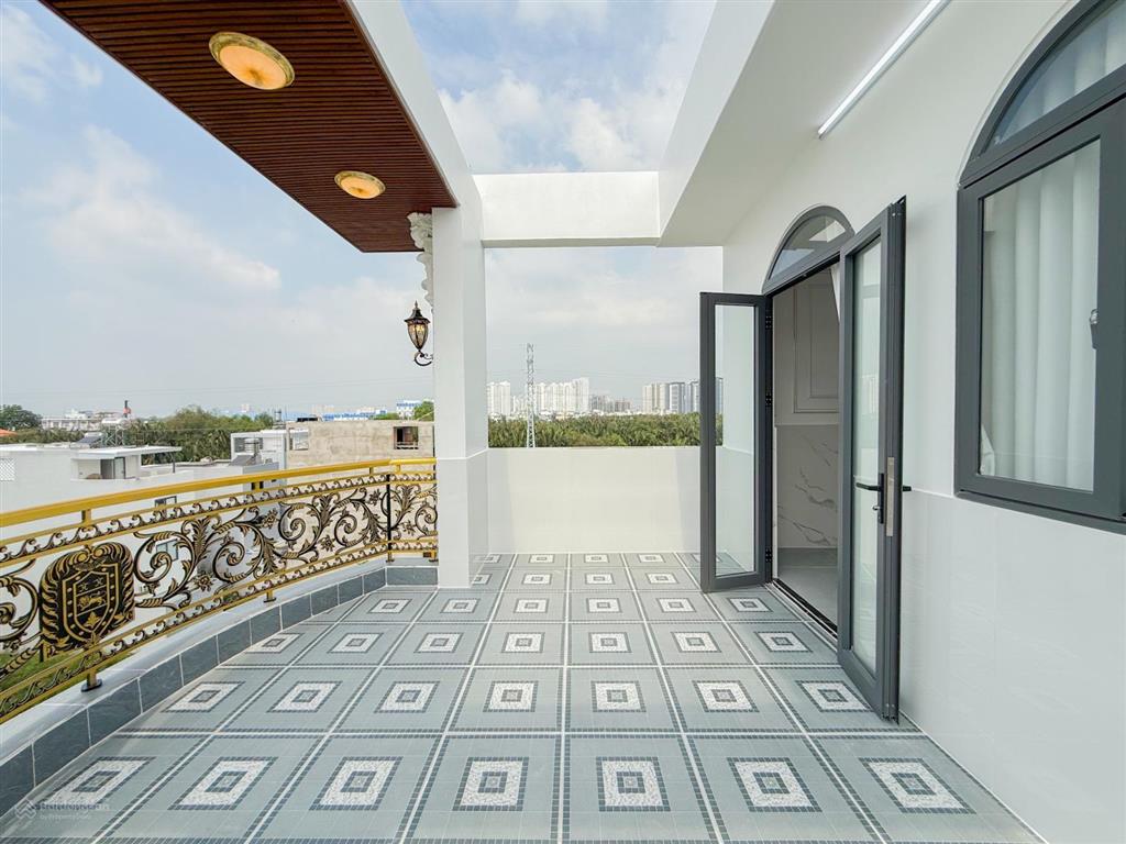 Bán nhà sổ riêng 5 tầng full nội thất có thang máy gần quận 7