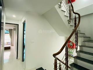Nhà siêu dòng tiền từ liêm  dt 97m2, mt 5.32m, 7 tầng, 22 phòng  thang máy  ngõ thông, nông