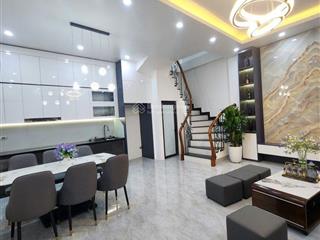 Chính chủ bán nhà 5 tầng 70m2 sổ đỏ chính chủ ngõ 175 tam trinh, giá 9 tỷ