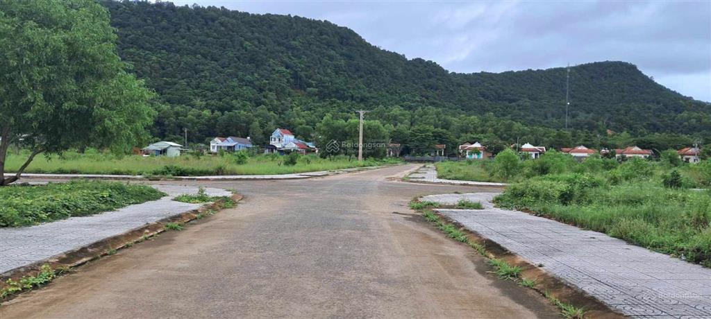 Bán lô 100m2 khu nhà ở cán bộ hải quân vùng 5 giá cực tốt chỉ 1.4 tỷ, đầu tư chắc chắn sinh lời