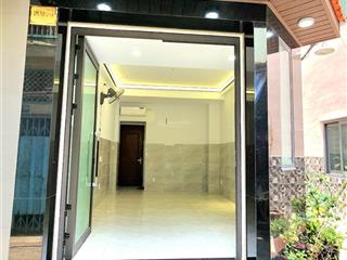Chính chủ cho thuê nhà mới xây an ninh sạch sẽ 30m2 trung tâm q5