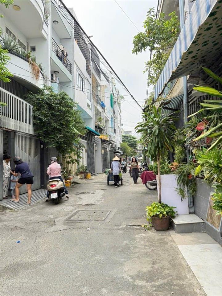 Hxh nhà 4 tầng thoại ngọc hầu 45m2 ngang 5m btct dòng tiền 20tr/ tháng giá hơn 5tỷ