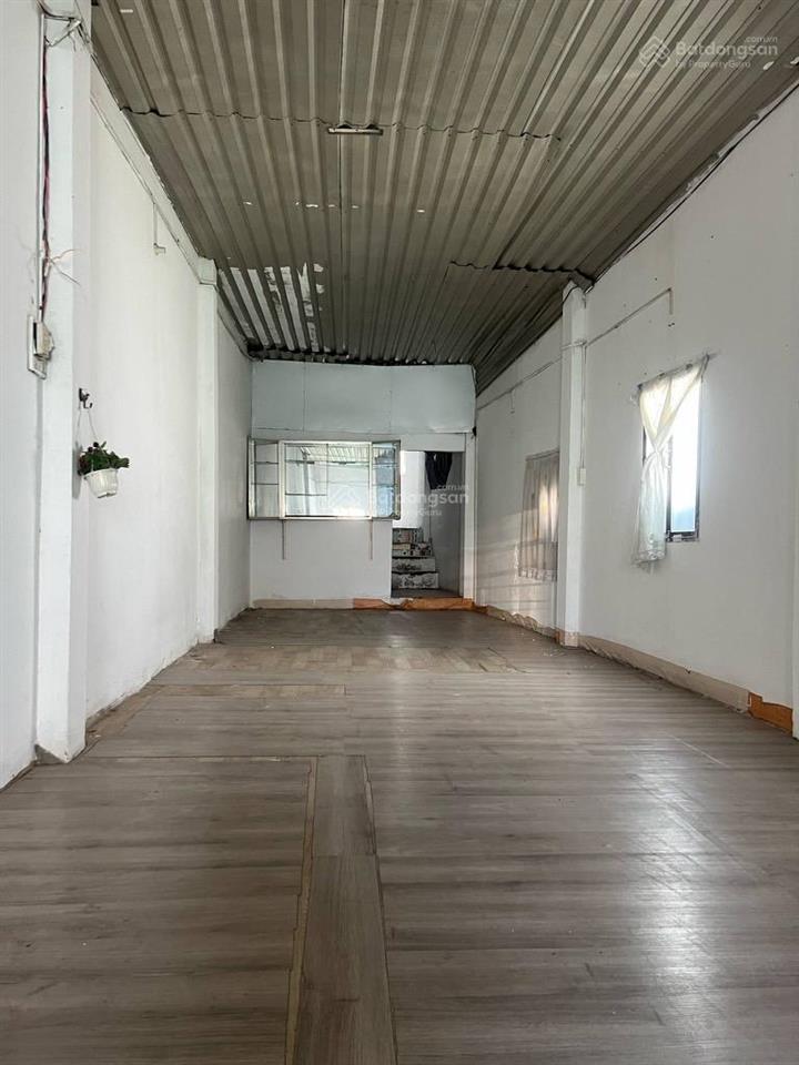 Nhà 53m2  hxh 7m thông  khuông việt  3 tầng  giá hơn 4 tỷ