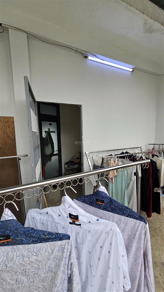 Q3căn hộ dịch vụ70m2 nhà 6 tầng  thang máy  h.công  cho thuê 60tr/th  hxh  nhỉnh 12 tỷ