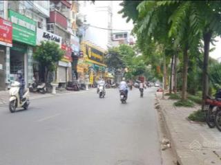 Bán đất mặt đường đông mỹ, vỉa hè rộng, dt 100m2, tặng nhà cấp 4, giá 8,5 tỷ