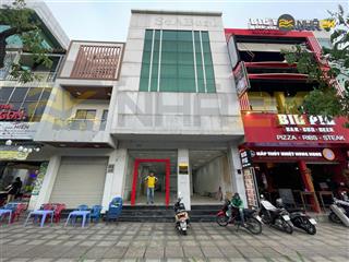 Bán nhanh nhà mt lê thị riêng, p. bến thành, q.1, 6x20m, trệt + 3 lầu  hđt 110 triệu, giá 35 tỷ