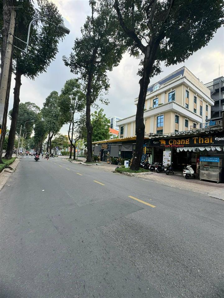 Khuôn đẹp xây building, 2mt trần quốc thảo quận 3, 240m2(8x30m), ctxd h+8 tầng  108 tỷ(450tr/m2)