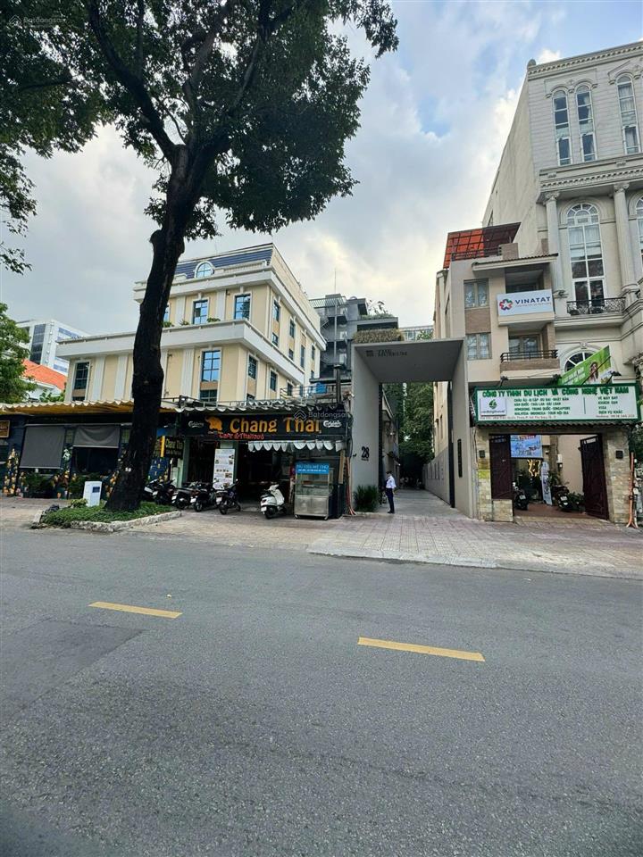 Khuôn đẹp xây building, 2mt trần quốc thảo quận 3, 240m2(8x30m), ctxd h+8 tầng  108 tỷ(450tr/m2)