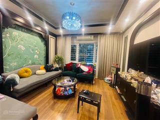 Chốt nhanh  nhà phố trần quang diệu  6 tầng thang máy khang trang, view hồ hoàng cầu