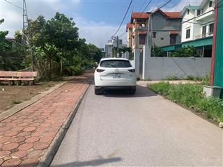 Bán đất đông dư xã bát tràng hà nội diện tích  144m2 * 8,2m * 10 tỷ ôtô vào đất giáp bát tràng