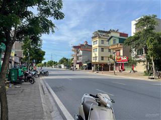 Bán đất cự khối long biên hà nội diện tích  458m2 * 14,4m * 82,5 tỷ xe contener ra vào thoải mái