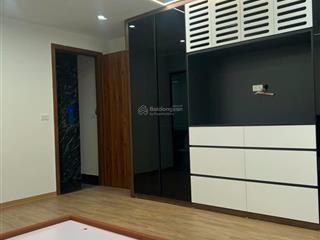 Bán nhà thạch bàn long biên hà nội diện tích  38m2 * 6 tầng * 4,54m * 9,2 tỷ cách 20m ôtô chánh