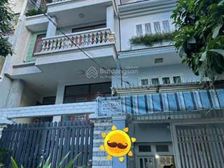 Bán gấp biệt thự 4 tầng gần bờ sông lê đức thọ gò vấp đường 10m có lề 6x16m giá 10.8tỷ