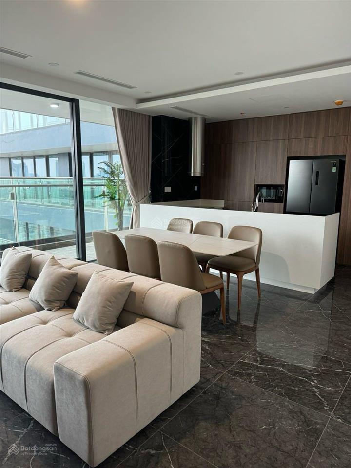 Cho thuê căn hộ 2pn từ cơ bản đến full đồ nội thất giá chỉ từ 12tr/th tại dự án kosmo  tây hồ