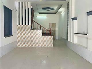 Chủ gấp bán nhà có dòng tiền, 2 tầng, 60m2, lò lu, quận 9, chỉ 4,x tỷ.