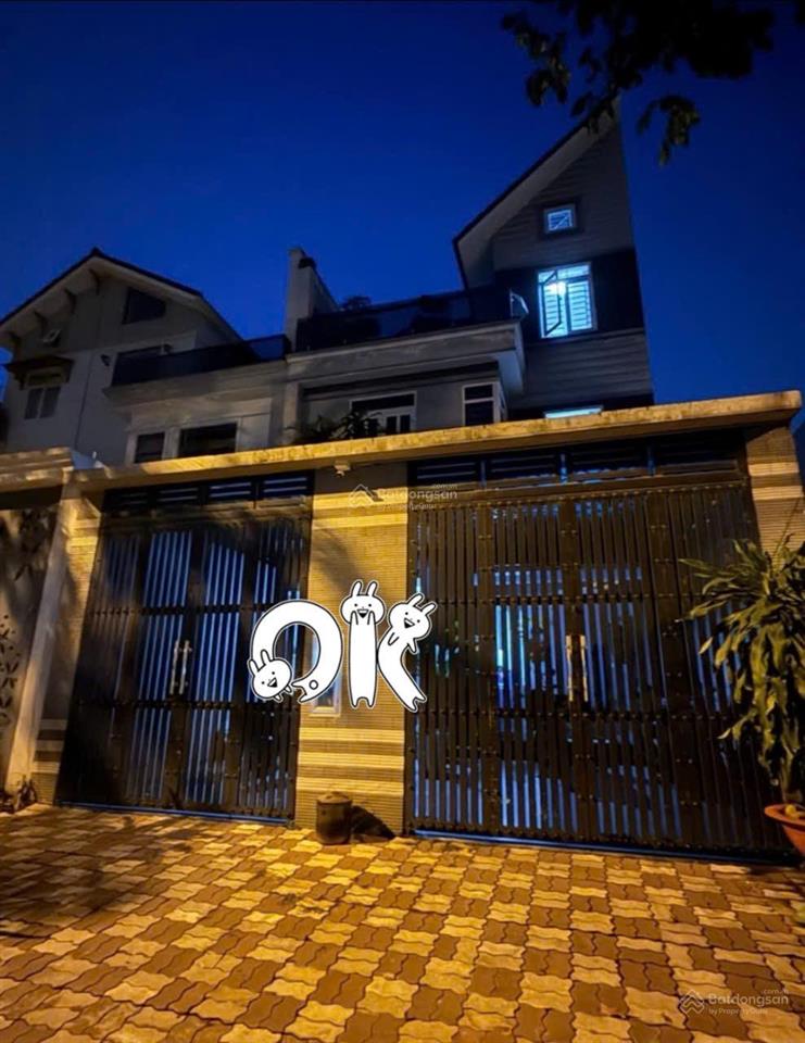 Siêu phẩm biệt thự, 3 tầng, 147m2, ngang 7m, gần ql1a, ql13, tam bình, thủ đức giảm về 10tỷ.