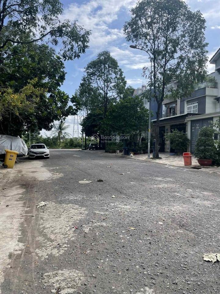 Siêu phẩm biệt thự, 3 tầng, 147m2, ngang 7m, gần ql1a, ql13, tam bình, thủ đức giảm về 10tỷ.