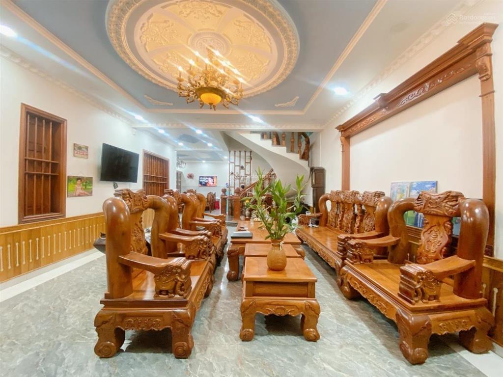 Biệt thự 3 tầng, 210m2, trung tâm tam bình, gần ql1a, tô ngọc vân, thủ đức chỉ 35tỷ.