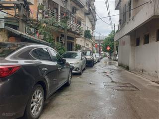 Bán căn 2 tầng , ngõ 565 nguyễn trãi  q.thanh xuân. khu phân lô ô tô tránh . giá hơn 10 tỷ