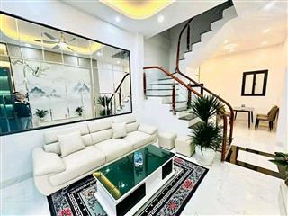 Bán nhà kim giang  đại kim hoàng mai. dt 35m2 #4 tầng mới xây. giá nhỉnh 7 tỷ (thương lượng sâu)