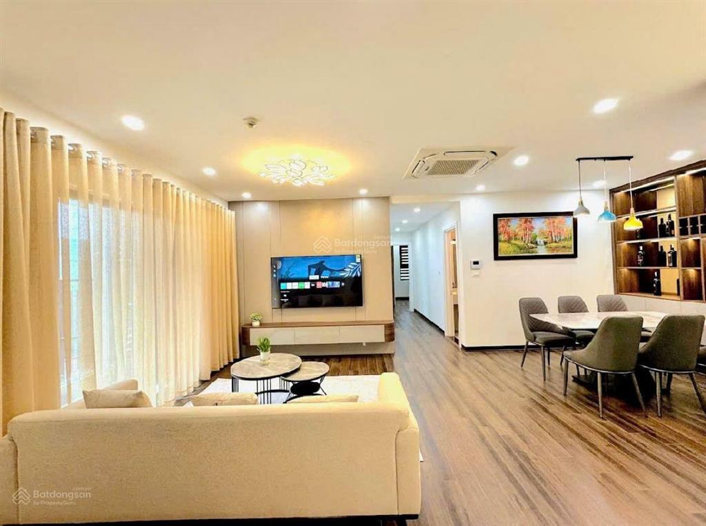 Chung cư ngoại giao đoàn  bắc từ liêm. bán căn góc, giá 8 tỷ