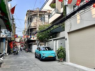 Chính chủ bán gấp nhà 4tầng mới đẹp ở ngay hxh cmt8, hoà hưng 63m2 ngang 4.2m  chỉ 11.879 tỷ