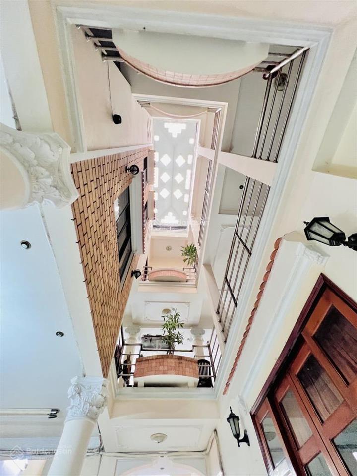 Bán biệt thự 3 tầng 230m2 ngang khủng 10m bề thế phan xích long phú nhuận kề q3  chỉ 37 tỷ nhỉnh