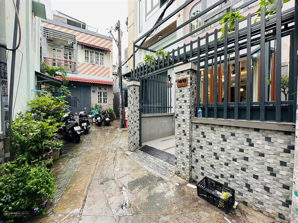 Bán gấp, viên kim cương ngay phố hoa phan xích long q.pn, dt 50m2, nh5mx12.5m, 5 tầng,chỉ 7tỷ 460