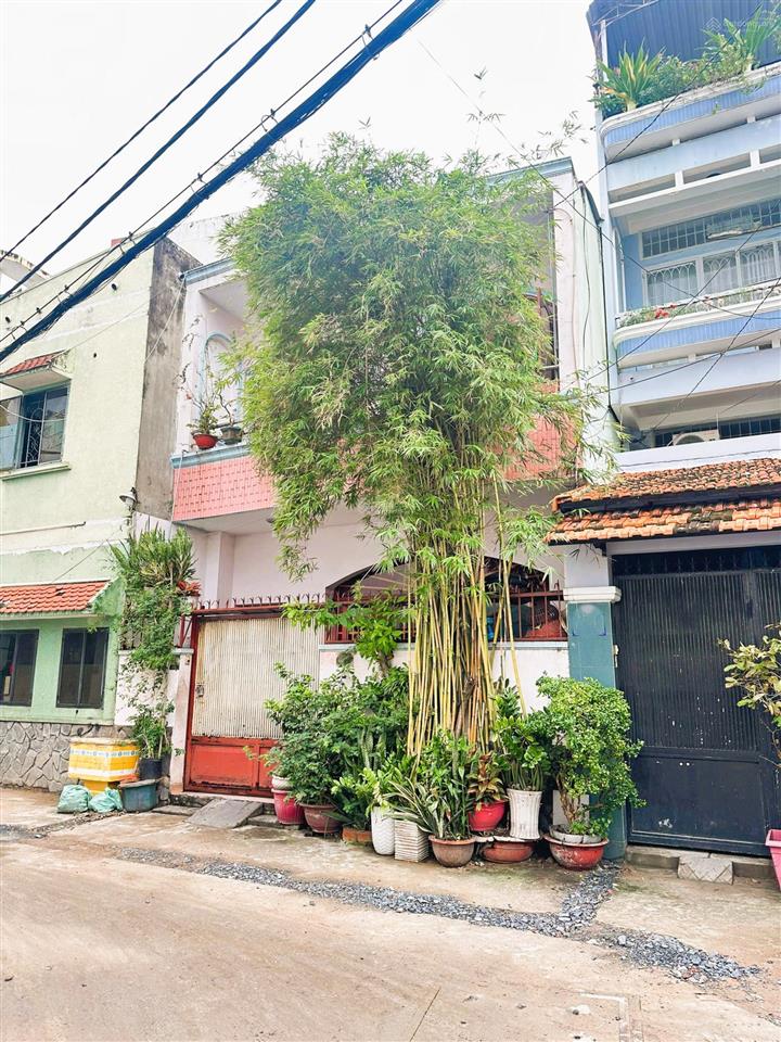 Bán nhà hẻm 220 (8m) đường hoàng hoa thám p5 bình thạnh, dt 6x20m, nhà 2 tầng, chỉ 15.8 tỷ