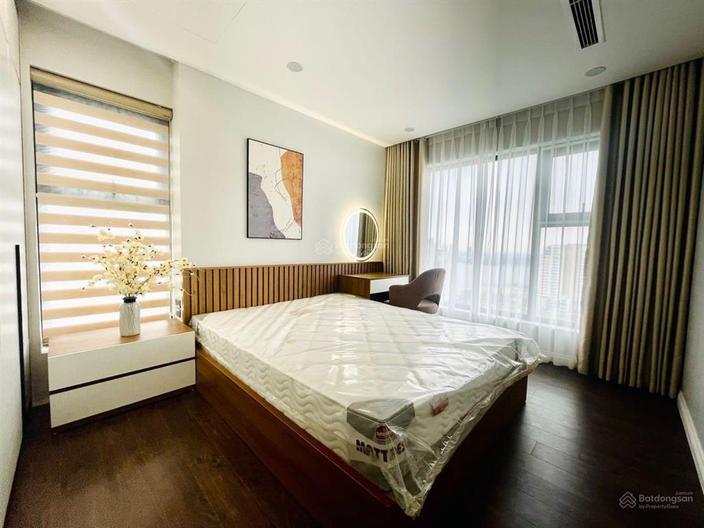 Bql tòa nhà cho thuê chcc cao cấp 2pn cơ bản và full đồ tại dự án kosmo tây hồ.  0986 068 ***