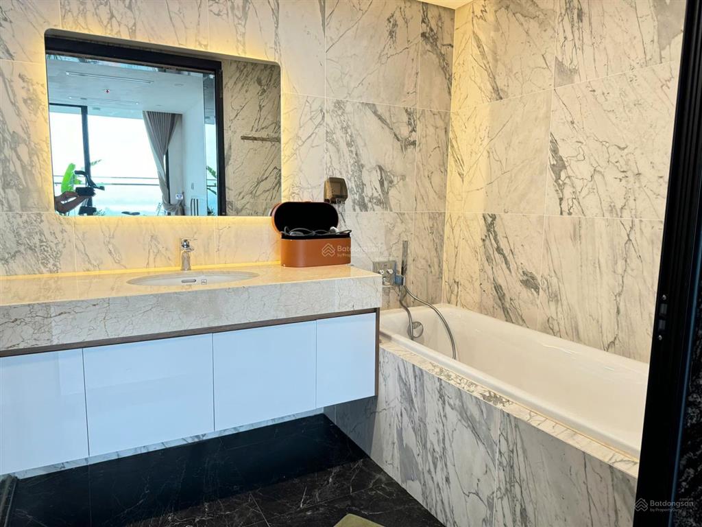 Cho thuê căn hộ dự án cao cấp 3pn full đồ dự án sunshine golden river, phú thượng