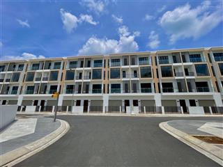 Nhà phố đối diện biệt thự (5,2 tỷ)   0961 575 ***