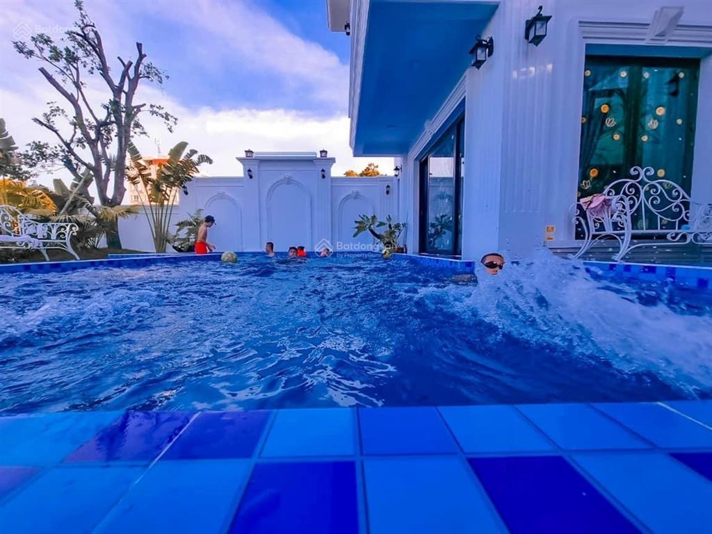 Làm ăn thua lỗ bán gấp 18 tỷ biệt thự mặt biển tại đảo tuần châu 500m2.  0914 043 ***