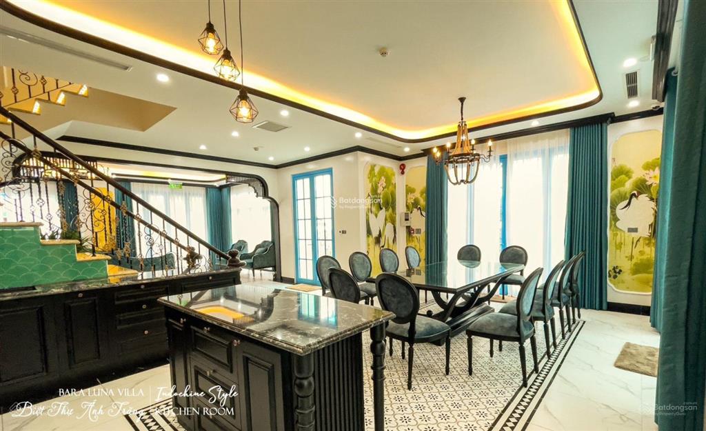 Làm ăn lỗ vốn bán giá 16 tỉ 215m2 mặt biển sun feria bãi cháy hạ long,  0914 043 ***