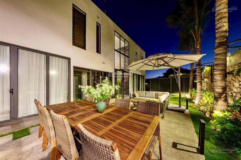 Hết mùa du lịch bán biệt thự vip tuần châu hạ long 500m2 dòng tiền 2 tỉ  0914 043 ***