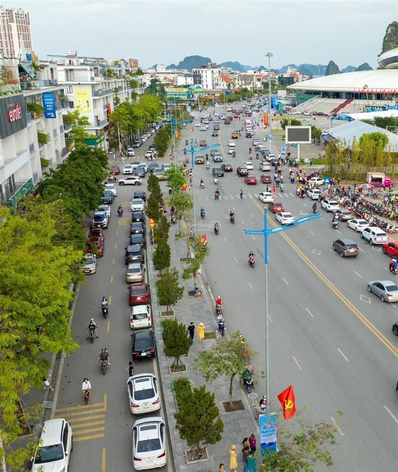 Mua từ 2012 đất biệt thự 400m2 mặt biển cột 3 5 nay cần tiền gấp bán giá 39 tỷ  0914 043 ***