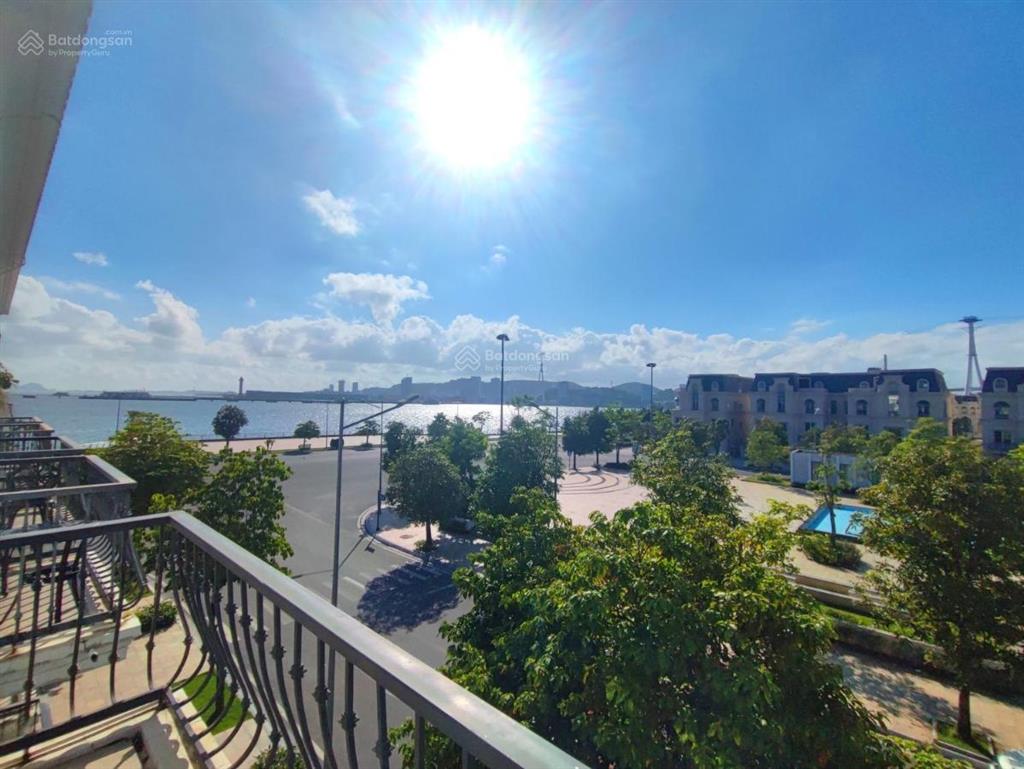 Bán lỗ 2 căn vinhomes bến đoan góc thông cạnh góc giá 29,5 tỉ view biển và công viên  0914 043 ***