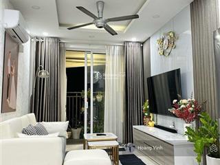 Cho thuê chung cư gold view, quận 4, dt 80m2, 2pn, 2wc, nhà đẹp, giá 15tr,  0906 101 *** vinh