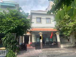 Biệt thự 10x20m khu chu văn an bình thạnh 2 tầng