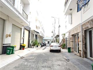 Nhà 4 tầng  2 mặt hẻm 8m  ban công trước sau  giáp tên lửa