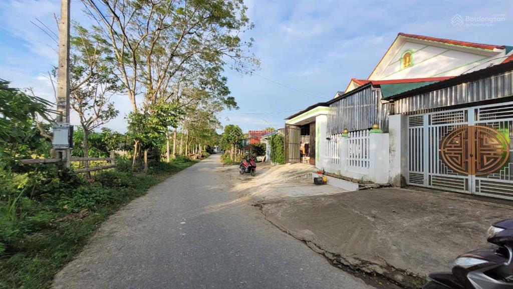 Bán 234m2 đất có sẵn nhà đẹp thượng long, yên lập, mặt tiền 14m, sổ đỏ chuẩn pháp lý, 850 triệu